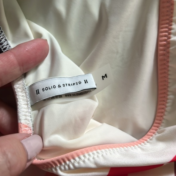 Plunge one piece - Picture 3 of 4